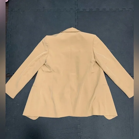 Express Blazer - Picture 6 of 7